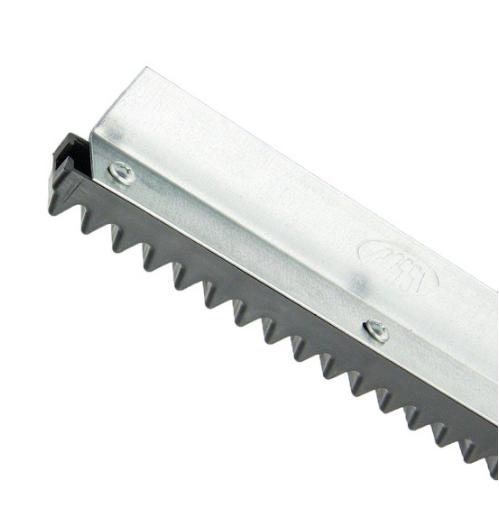 produto-784-barra-cremalheira-residencial-prata-nylon-preta-1m